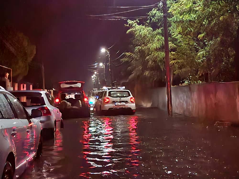 Ciclonul Barbara a făcut pagube în 42 de localități din 16 județe și în București. Școlile sunt închise în 5 județe și în Capitală