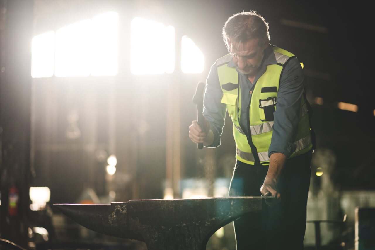 Ce domenii se încadrează la Grupa I de muncă. Meseriile grele din România pentru care statul oferă facilități la pensie