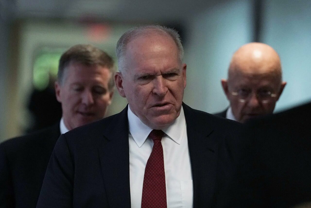 Fostul director CIA, John Brennan, „greul” care a declanșat povestea „interferenței ruse” în alegerile americane din 2016 împotriva lui Donald Trump, este dat pe mâna procurorilor. Ar fi mințit Congresul SUA! După Jim Comey, un alt mare inamic al lui Trump se prăbușește
