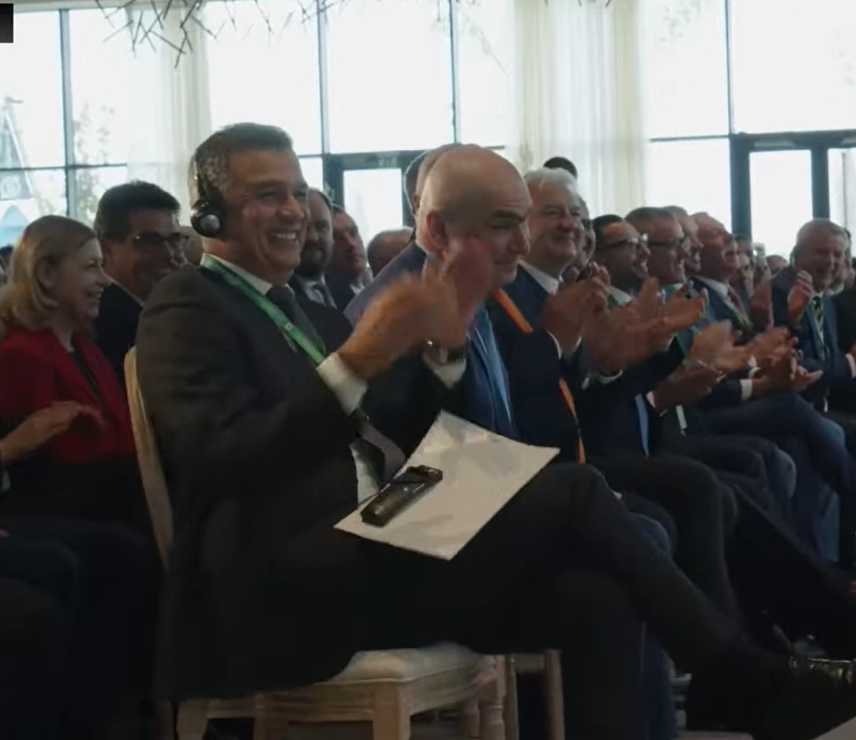 Sorin Grindeanu, tachinat de Kelemen Hunor la congresul UDMR: „Nu trebuie să ai emoții. Urmează un alt congres unde poate că, da”