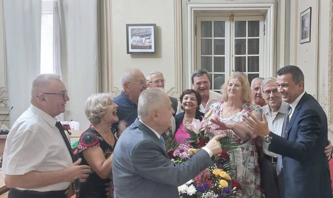 De ziua lor, Sorin Grindeanu anunță: „Aproximativ 2,7 milioane de pensionari vor primi acești bani chiar înaintea Crăciunului”