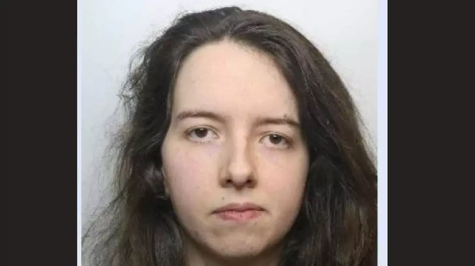 Marie, SPAIMA PEDOFILILOR din UK, investeşte din şantaj în PĂCĂNELE