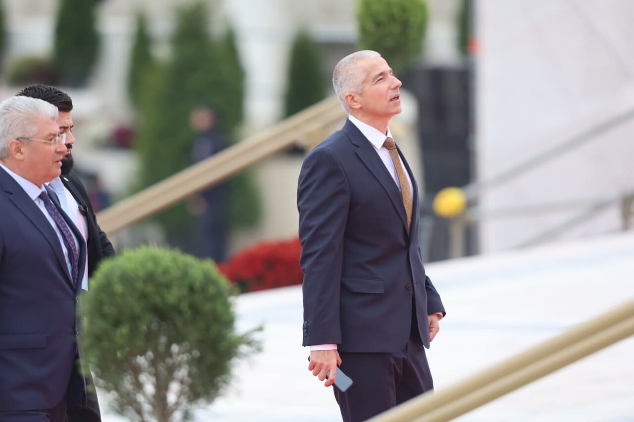 Ministrul Radu Marinescu, după slujba de sfințire a picturii Catedralei Neamului: “Justiția și credința au aceleași repere morale!”