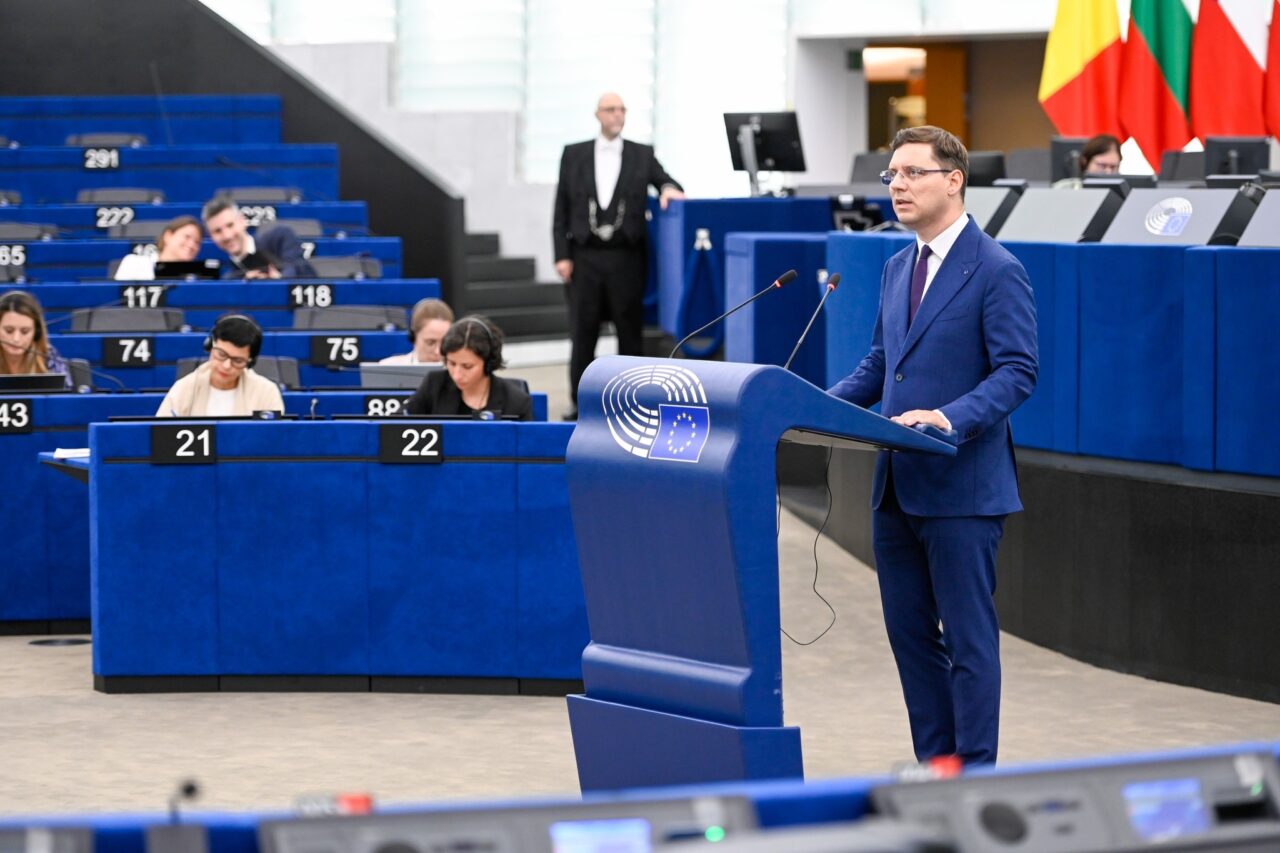 Victor Negrescu: „Am inclus pe agenda P. E. o dezbatere despre încălcările repetate ale spațiului aerian al României de către dronele rusești”