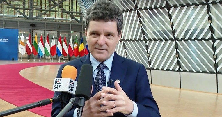 Nicușor Dan, întrebat dacă ne pregătim pentru un eventual război: „Noi avem un război hibrid de aproximativ 10 ani”