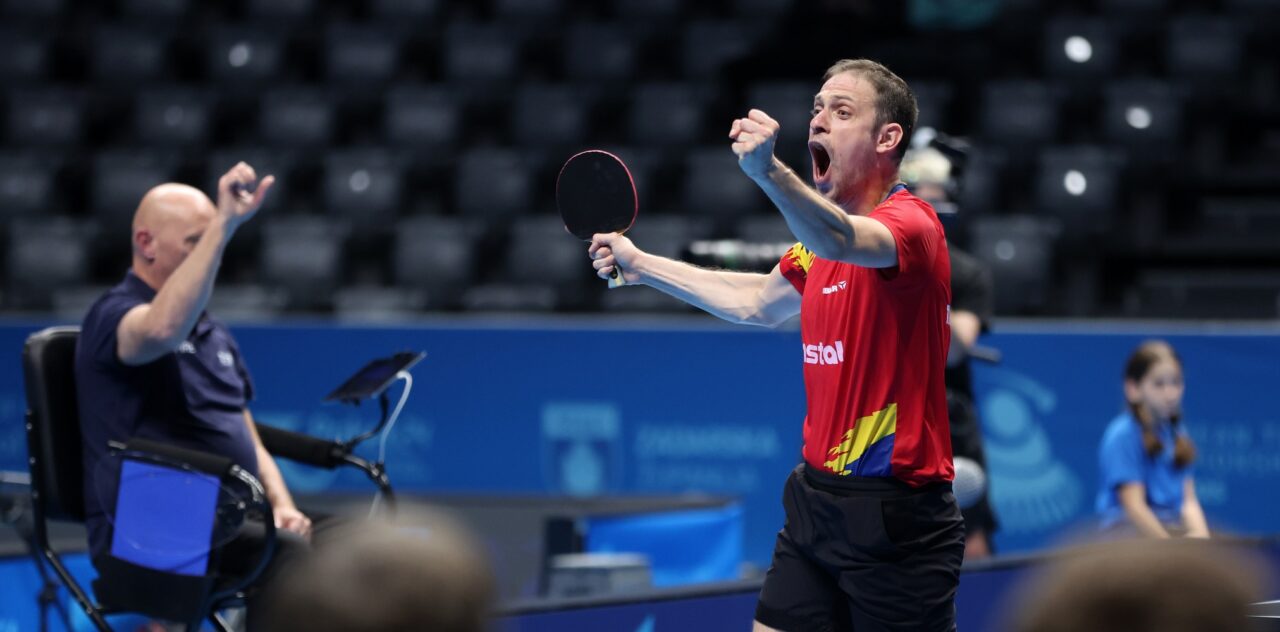 Performanță incredibilă la tenis de masă! România joacă finalele Euro și la feminin, și la masculin. Partidele sunt programate duminică