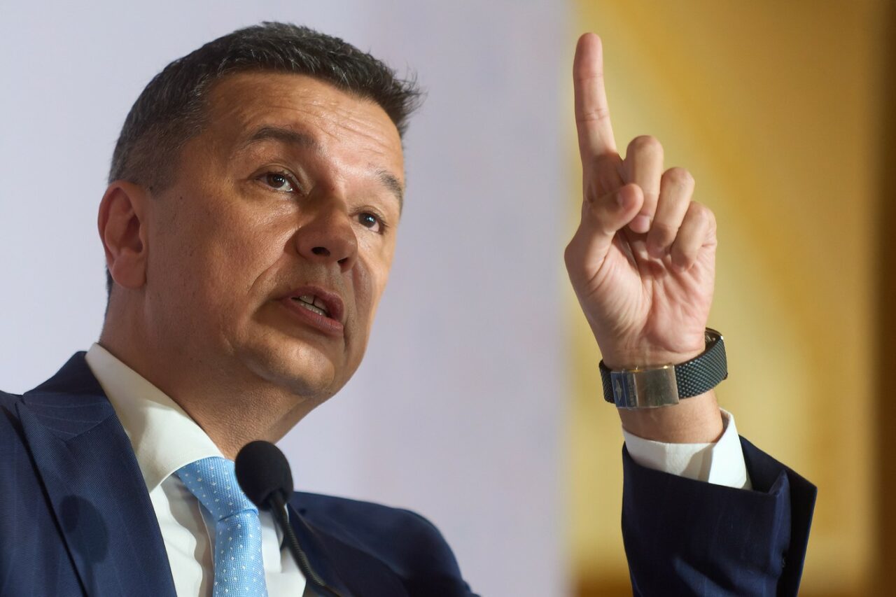 Sorin Grindeanu avertizează că România riscă să PIARDĂ peste 200 de milioane de euro dacă legea pensiilor speciale nu va fi adoptată