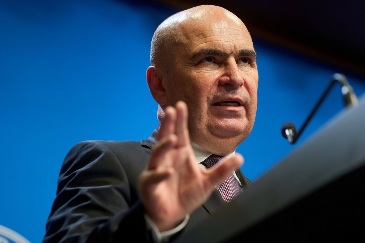 Ne adâncim în criză văzând cu ochii, dar Ilie Bolojan a dat VESTEA cea mare. Când ar putea crește pensiile și salariile bugetarilor