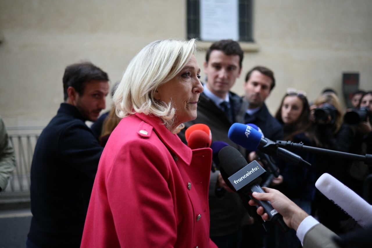 Lecornu depune eforturi pentru a pune capăt crizei politice din FRANȚA/ Partidele de opoziție își exprimă dubiile cu privire la măsurile premierului