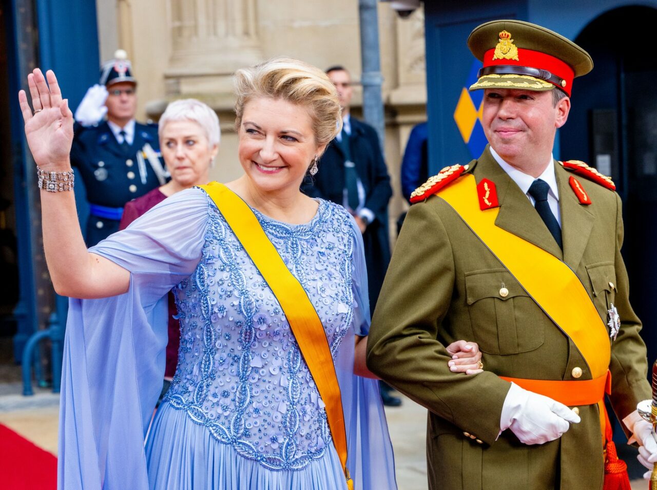 Cea mai bogată țară din UE sărbătorește urcarea pe tron a unui nou monarh: Guillaume, Marele Duce de LUXEMBURG