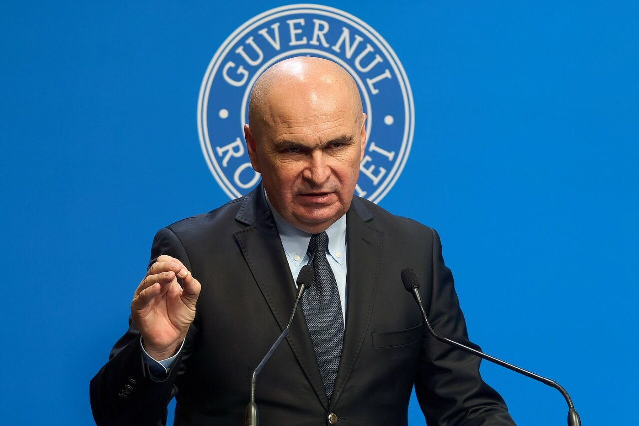 Bolojan anunță un nou val de concedieri: 10% din administrația centrală. „Toate domeniile trebuie să fie parte a acestui efort”, declară premierul