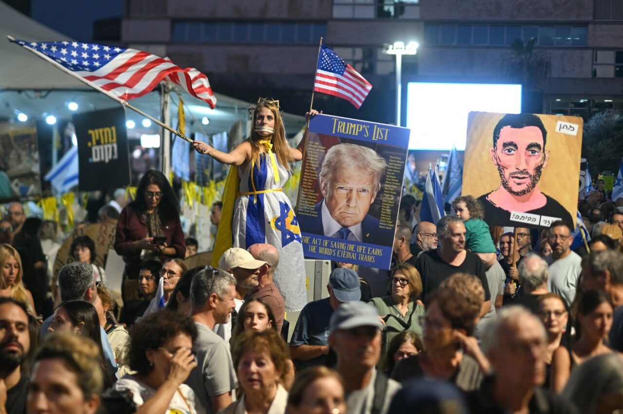 J. D. Vance confirmă informațiile despre ostaticii Hamas și vizita lui Trump în regiune: „Suntem în pragul unei păci ADEVĂRATE în Orientul Mijlociu”