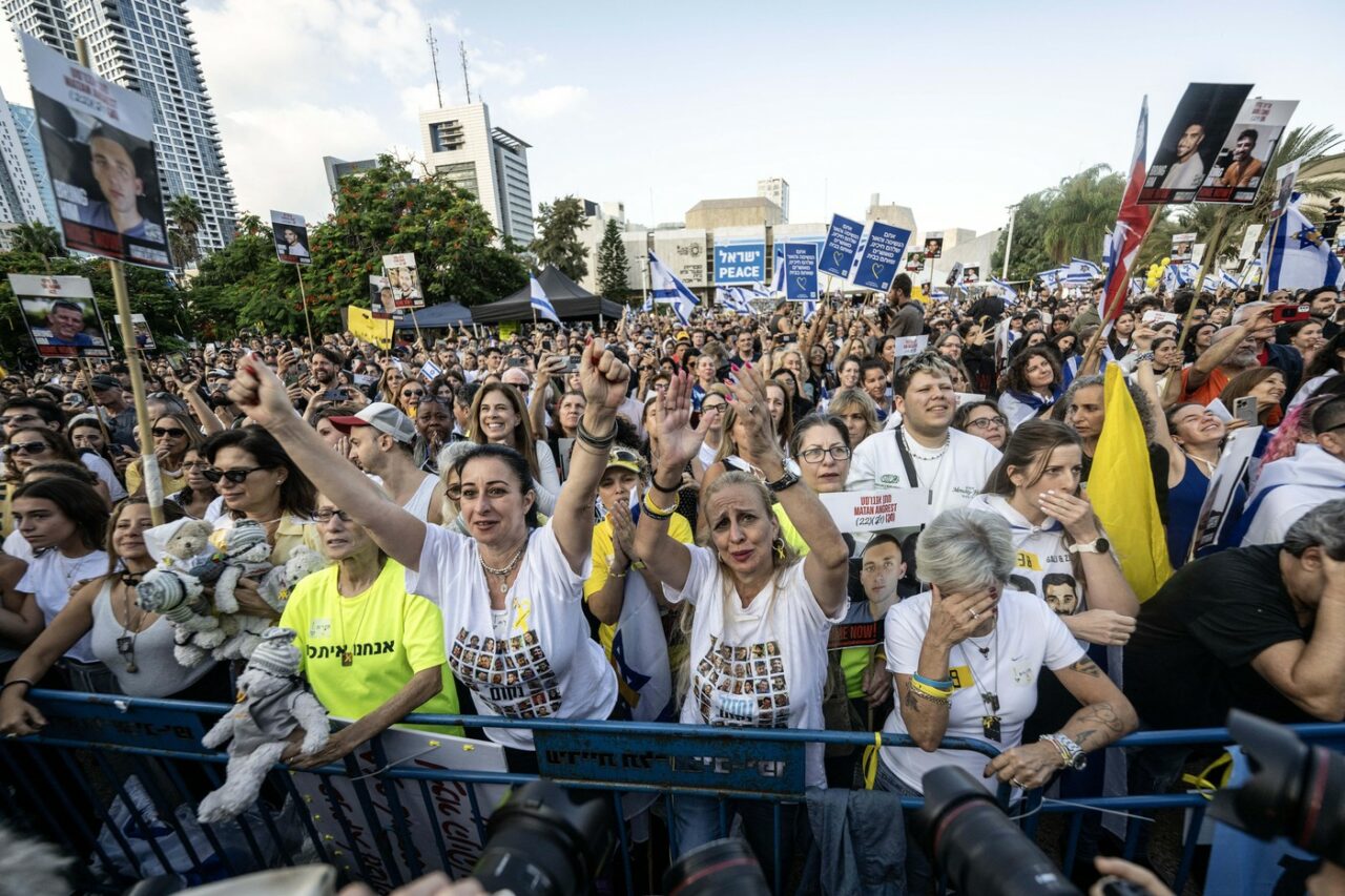 Prima zi de pace în GAZA în IMAGINI. Cum arată armistițiul din teritoriul palestinian, după doi ani de calvar