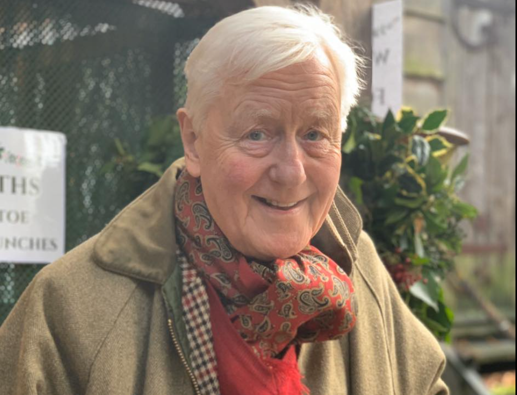 Un multimilionar de 79 de ani își caută pe Tinder o parteneră care să-i ofere un moștenitor: „Nu cred că sunt prea bătrân pentru a avea copii”