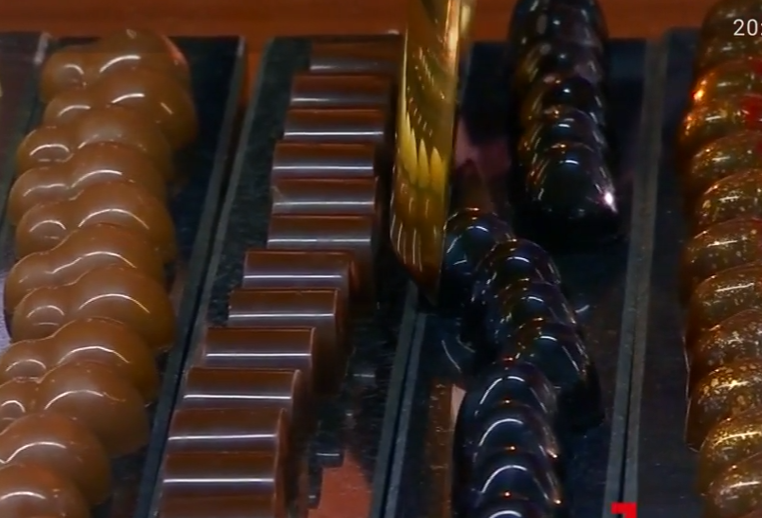 Ciocolata românească cu jumări i-a dat gata pe străini. Am dat lovitura pe plan extern și cu pralina cu gorgonzola şi vin roşu