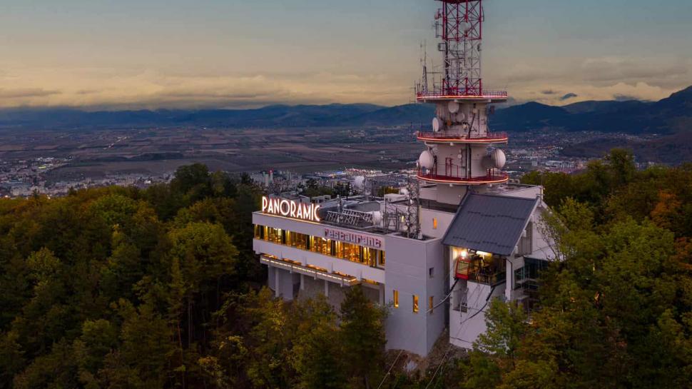 Telecabina Tâmpa și Restaurantul Panoramic se redeschid astăzi. Ce trebuie să știi