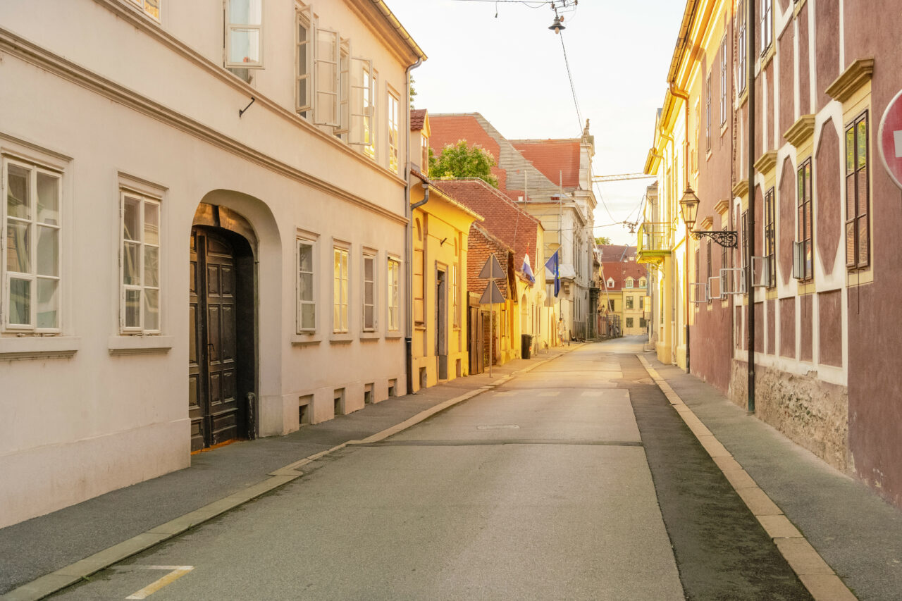De ce fug turiștii de una dintre cele mai populare zone din lume. Baruri, hoteluri și investiții de zeci de milioane de euro, aproape de faliment