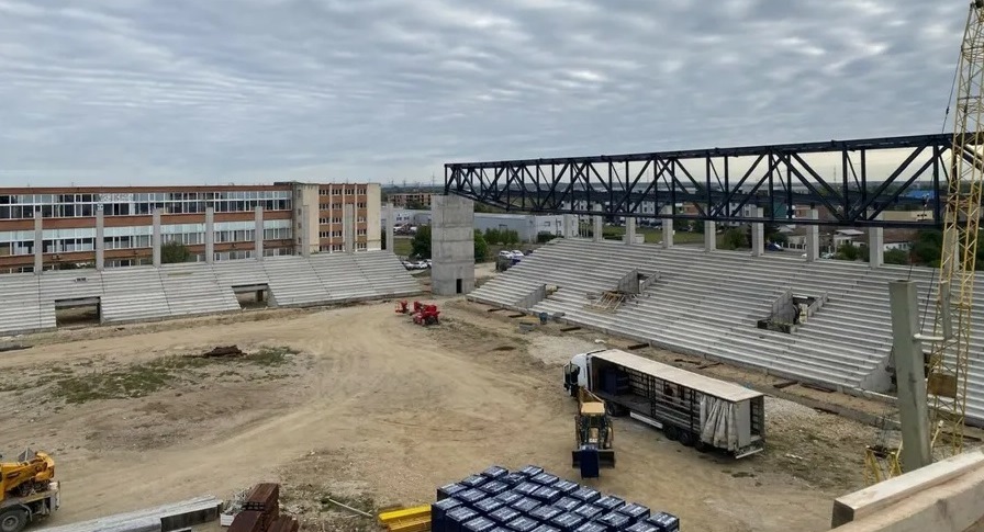 STADION de 24 de milioane de euro, într-un oraș important din România, aproape gata. Va avea gazon hibrid, ca în țările nordice