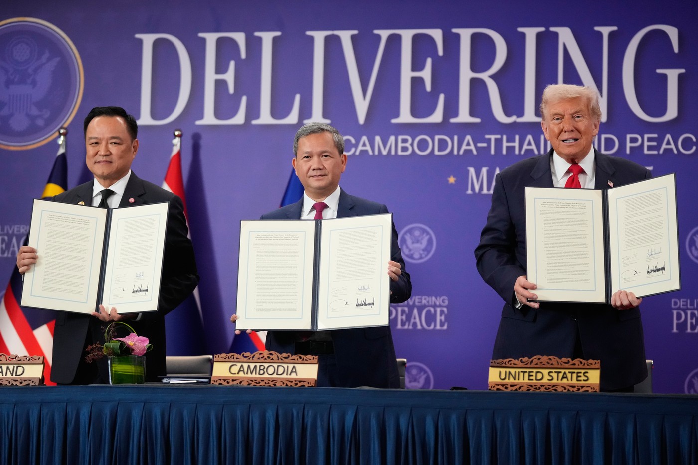 Trump și Xi Jinping se întâlnesc pentru acorduri comerciale în Coreea