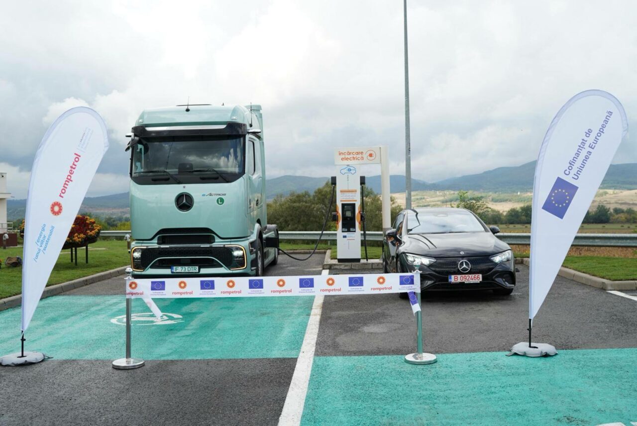 Anunț important pentru șoferi. Încă 11 stații de încărcare pentru vehicule electrice deschise pe A1 / Locațiile unde sunt amplasate