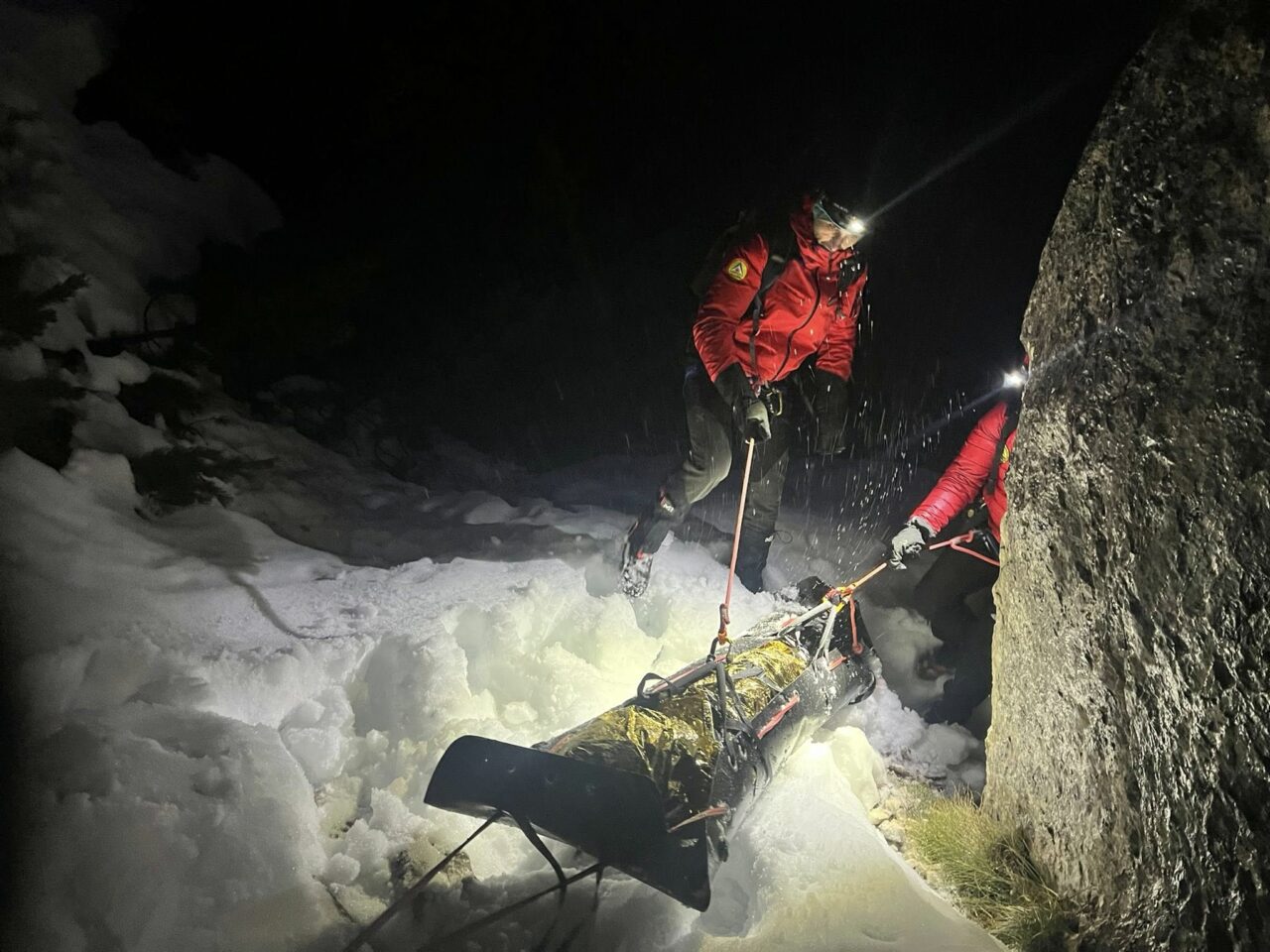 O turistă din București a MURIT în zona „La Lanțuri” din masivul Piatra Craiului. Cum s-a întâmplat tragedia