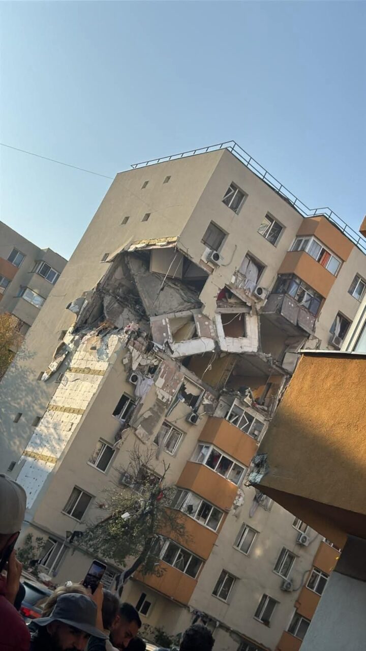 Copiii și cadrele didactice din liceul din apropierea blocului care a explodat au fost evacuați