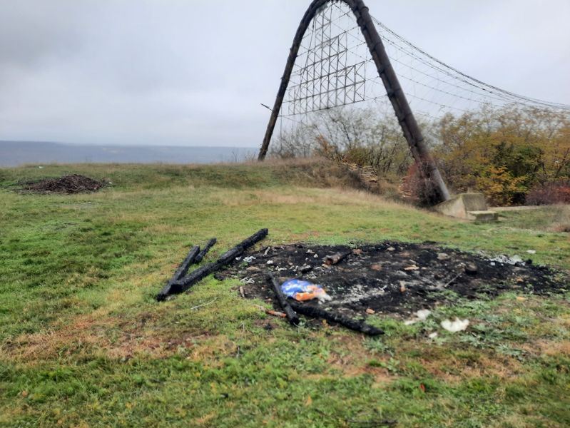 Cum răspunde primarul din COTNARI criticilor legate de distrugea cetății getice de pe Dealul Cătălina: „Căutăm finanțare”