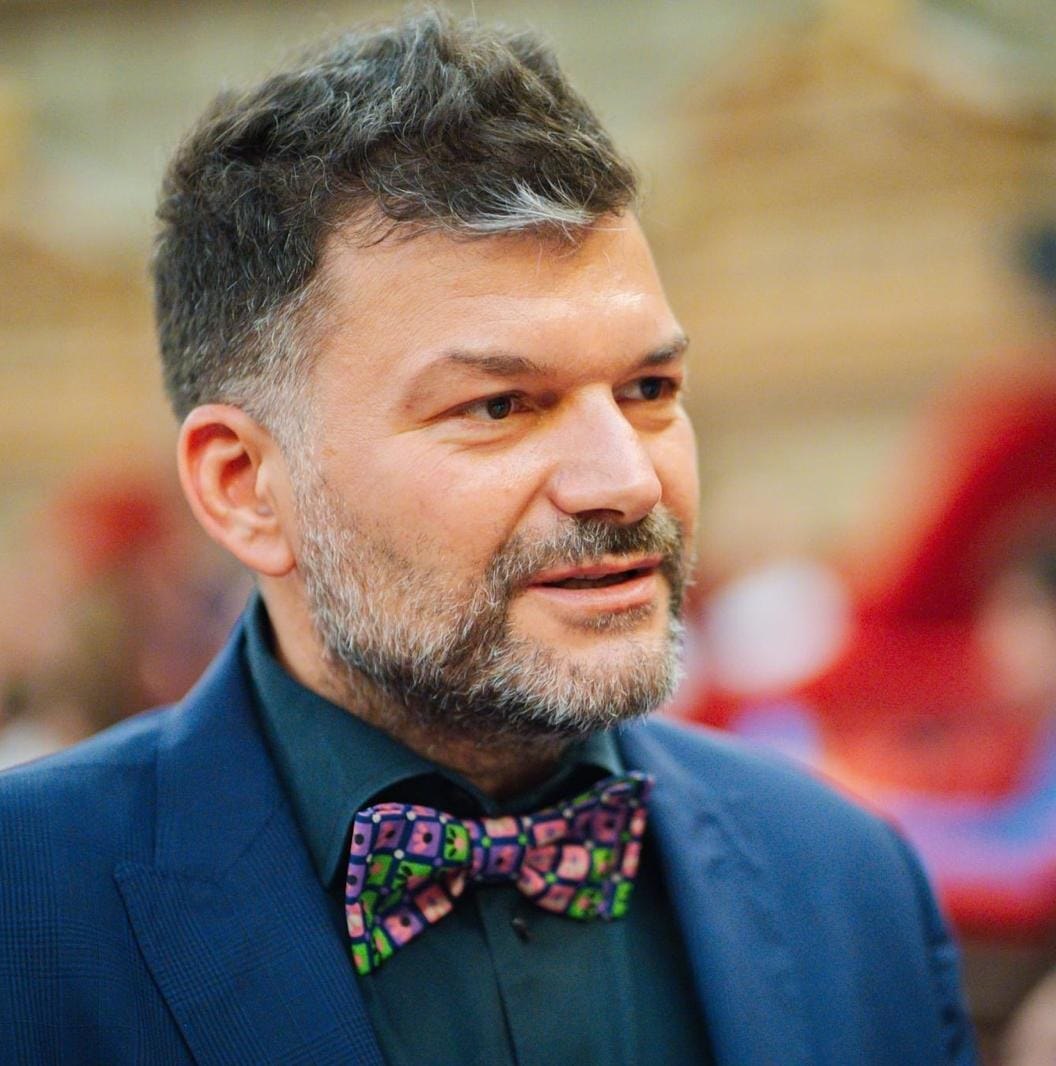 Octavian Berceanu, după ce a apărut discutând cu controversatul Isăilă în interceptările DNA din dosarul „Mită de 1 milion de euro la MApN” publicate de Gândul: „Am acționat în conformitate cu legea(…). A fost o propunere de participare la o schemă de afaceri ce viza industria de armament”