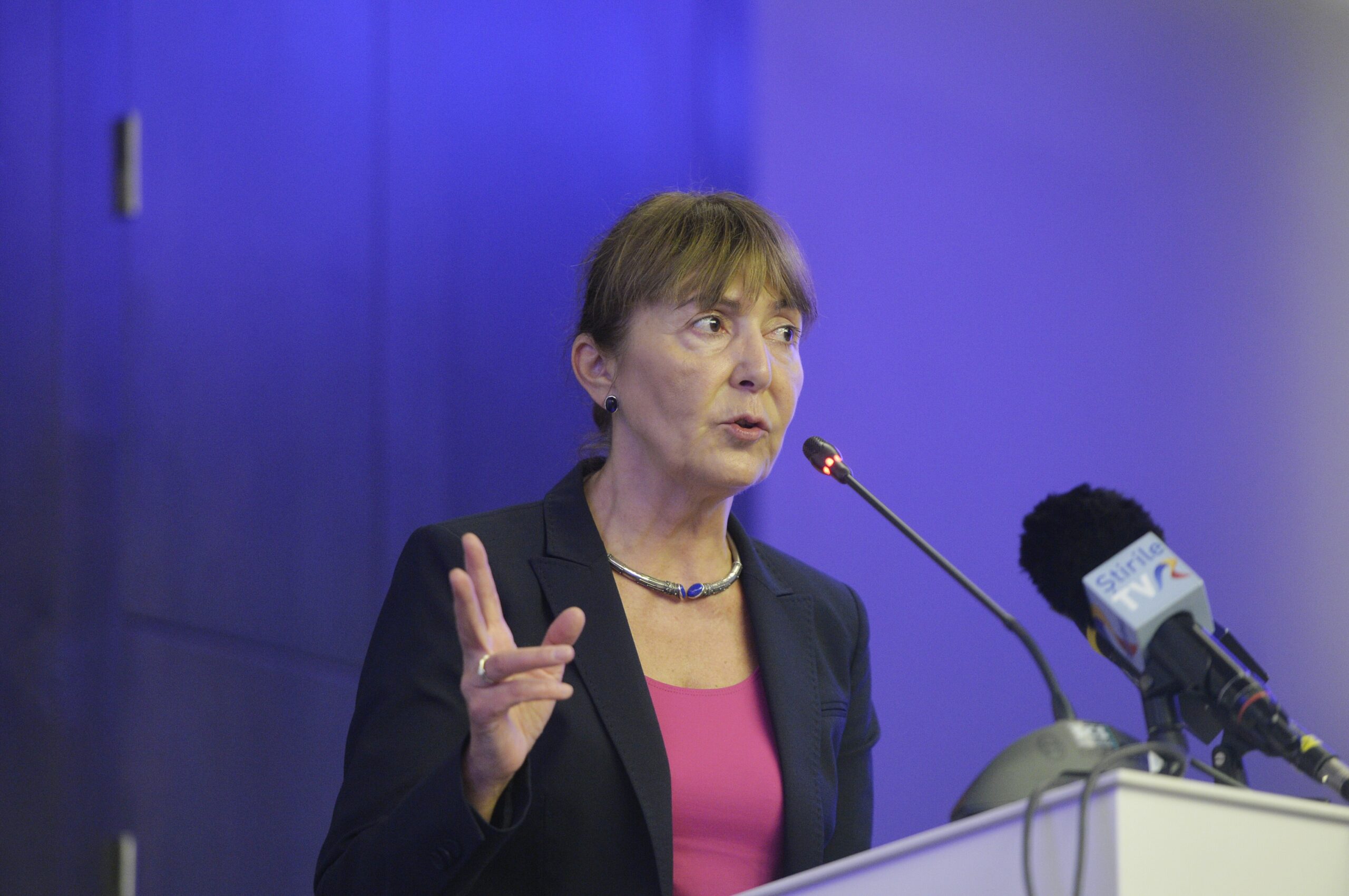 Monica Macovei critică pensiile speciale ale magistraților
