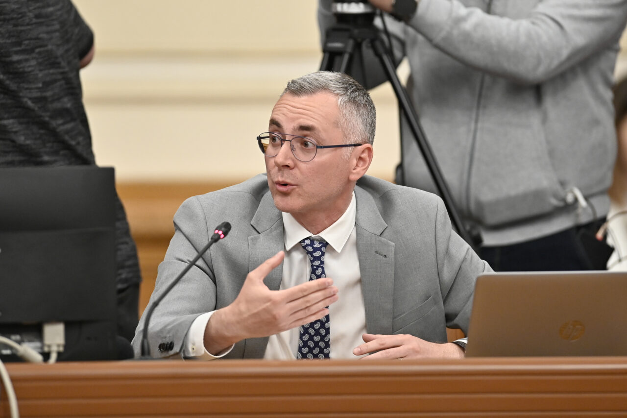 Stelian Ion, atac dur la adresa CSM: „Plângerea împotriva Oanei Gheorghiu este o formă de șantaj politic și o fumigenă aruncată la Cotroceni”