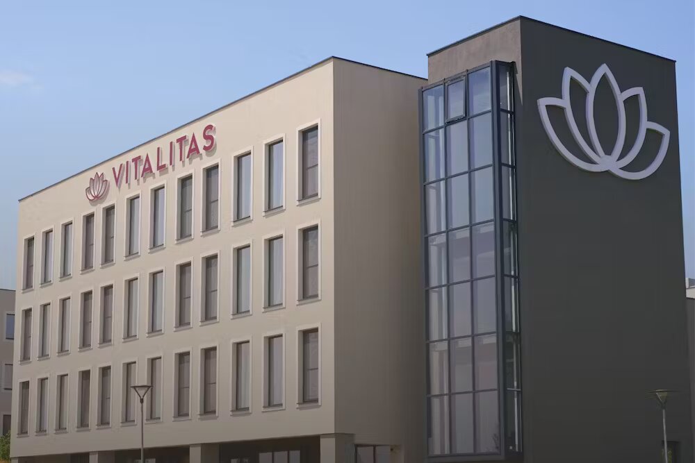 Primul centru premium de îngrijire seniori din România. Vitalitas implementează programul de neurofeedback