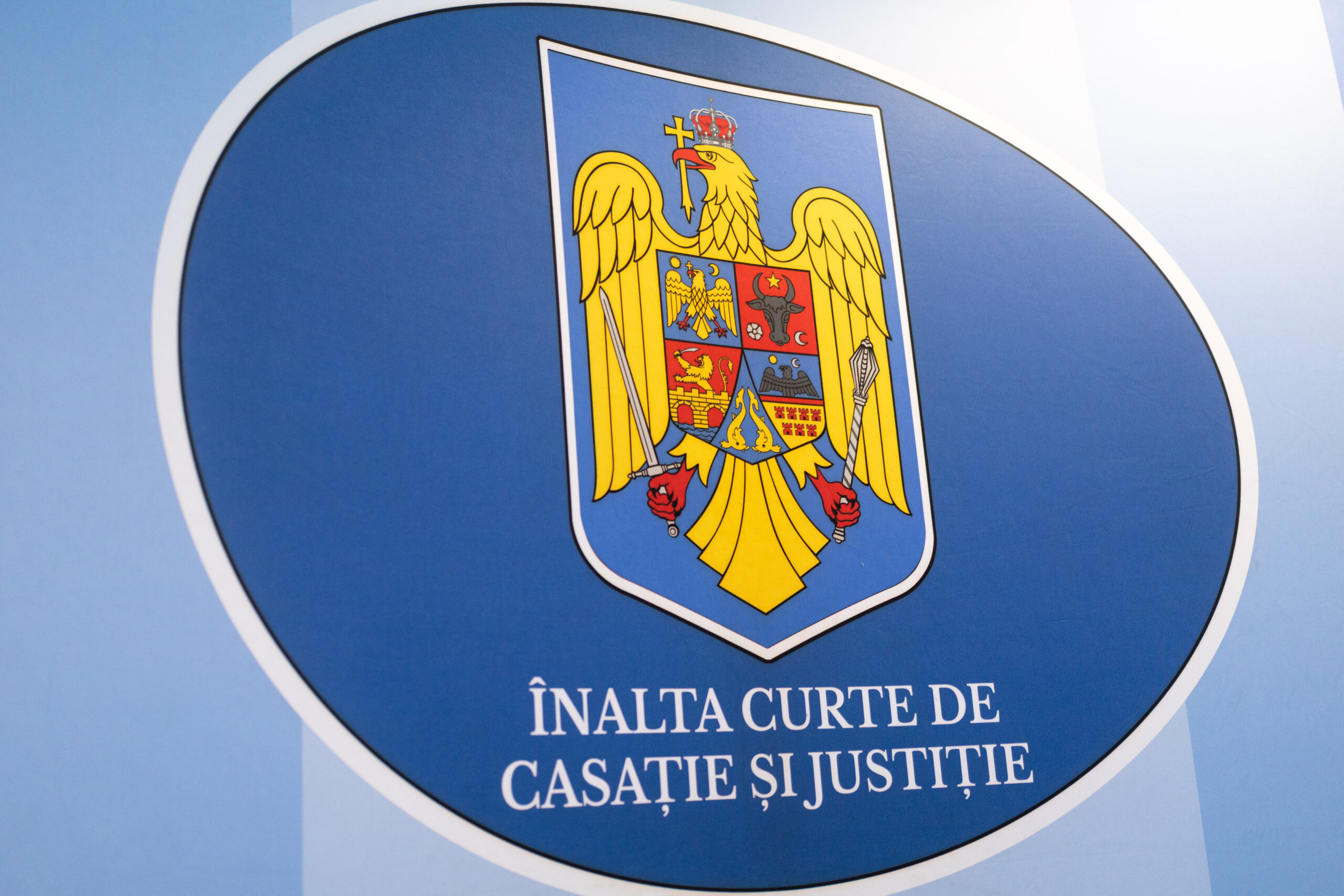 Percheziții în dosarul falimentului Euroins