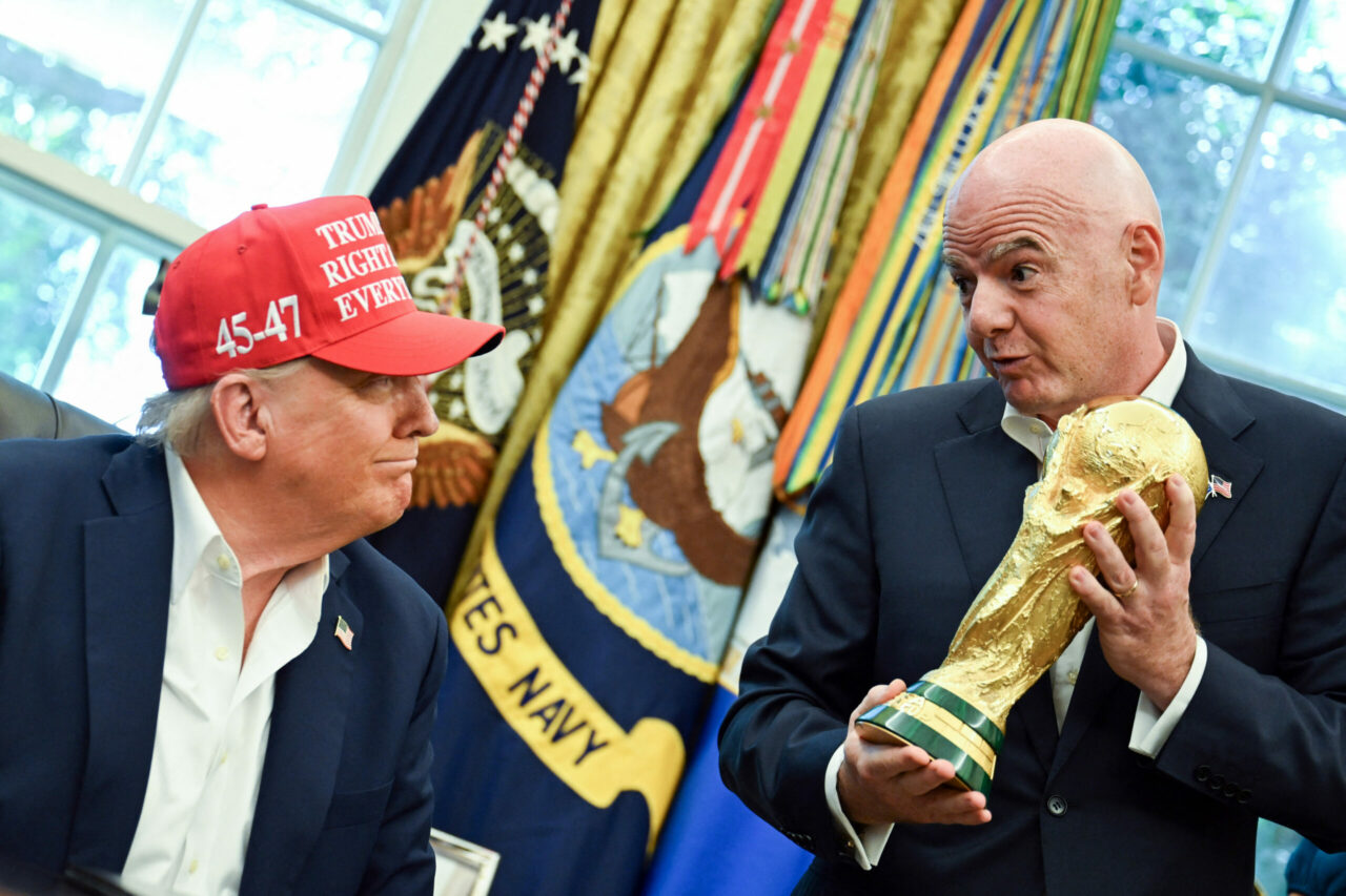 FIFA vrea să acorde propriul „Premiu pentru Pace”. Este Trump cel vizat?