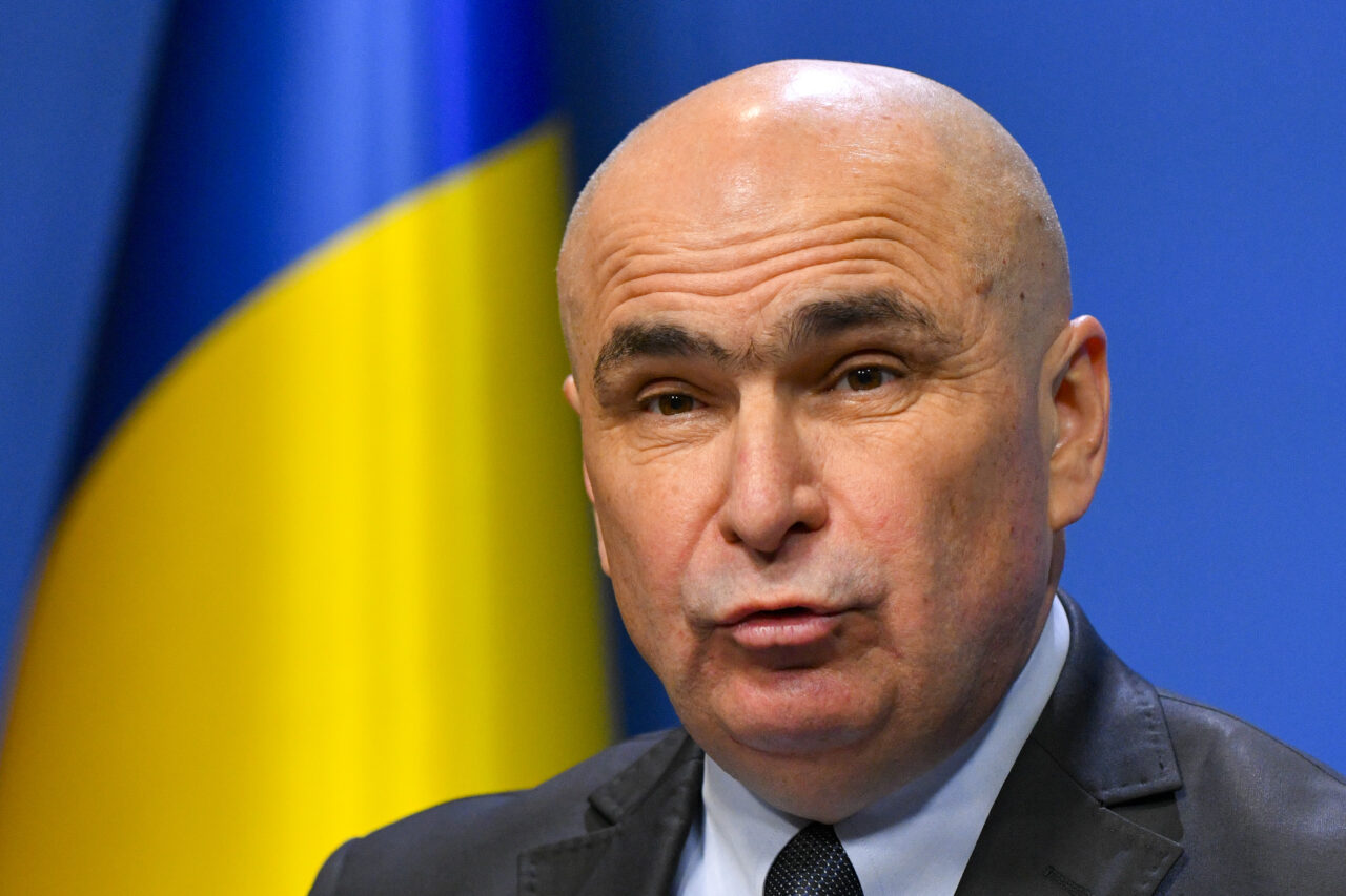 Bolojan aprobă în ședința de Guvern OUG-ul pentru programul SAFE. Pe agendă – lista companiilor de stat care intră în lichidare