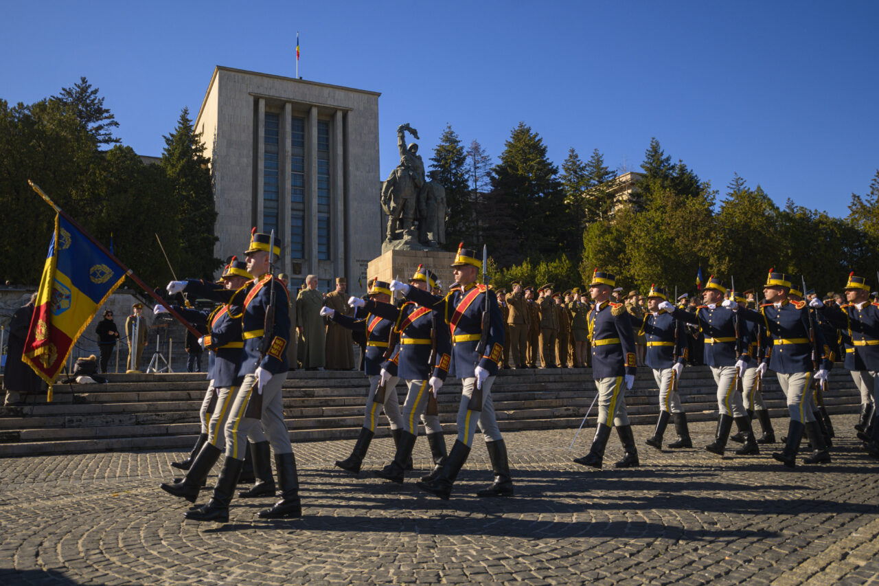 Proiect de lege: Fără locuințe de serviciu pentru pensionarii speciali din MApN, MAI și Justiție. Unde s-a blocat inițiativa