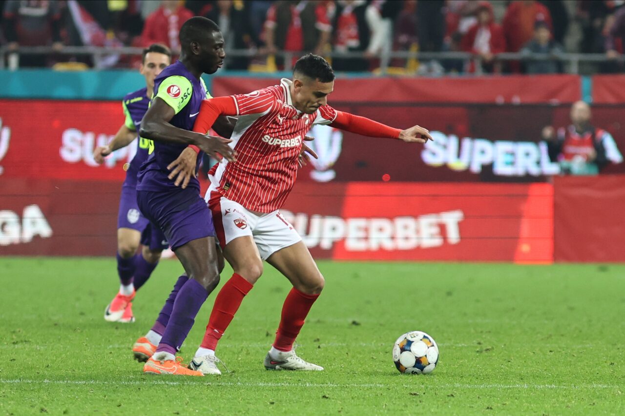 Amenzi de aproape 50 de mii de lei după meciul dintre Dinamo și CFR Cluj, de pe Arena Națională