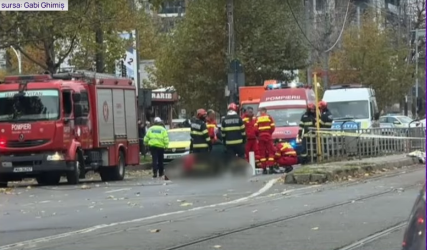 Femeia lovită de cablul electric al STB în București a murit la Spitalul Pantelimon