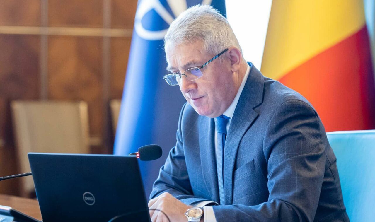 Adrian Țuțuianu și-a depus candidatura pentru președinția Autorității Electorale Permanente. Fostul ministru al Apărării a demisionat din PSD