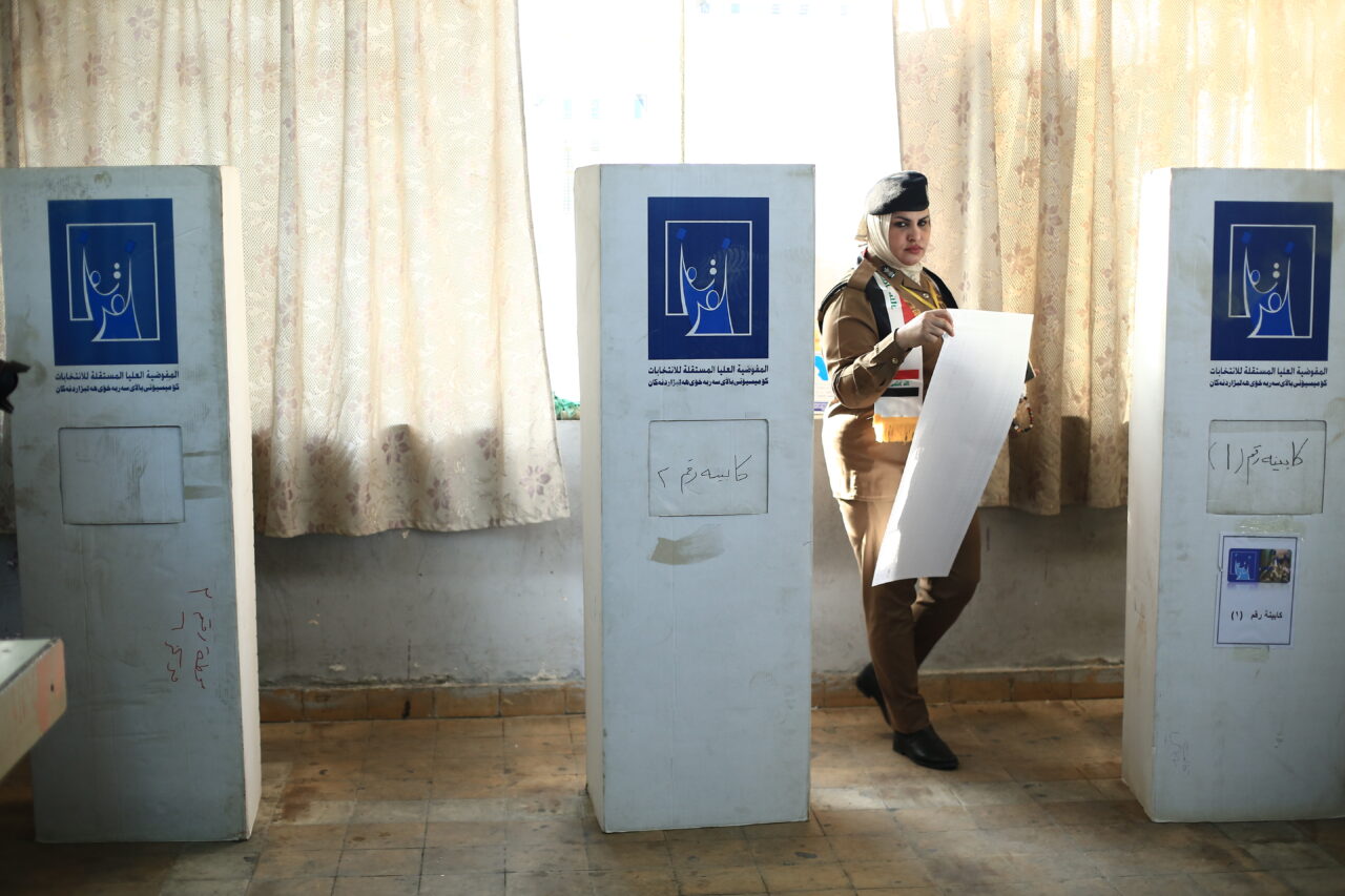 Se decide soarta “Leagănului Civilizației: Irakienii votează la alegerile parlamentare