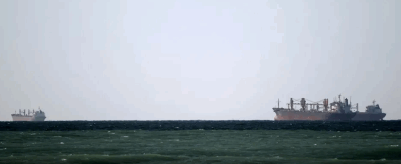 Iranul începe să sechestreze petrolierele de pe cea mai vitală arteră de petrol ale lumii. Vasul naviga din Emiratele Arabe Unite spre Singapore