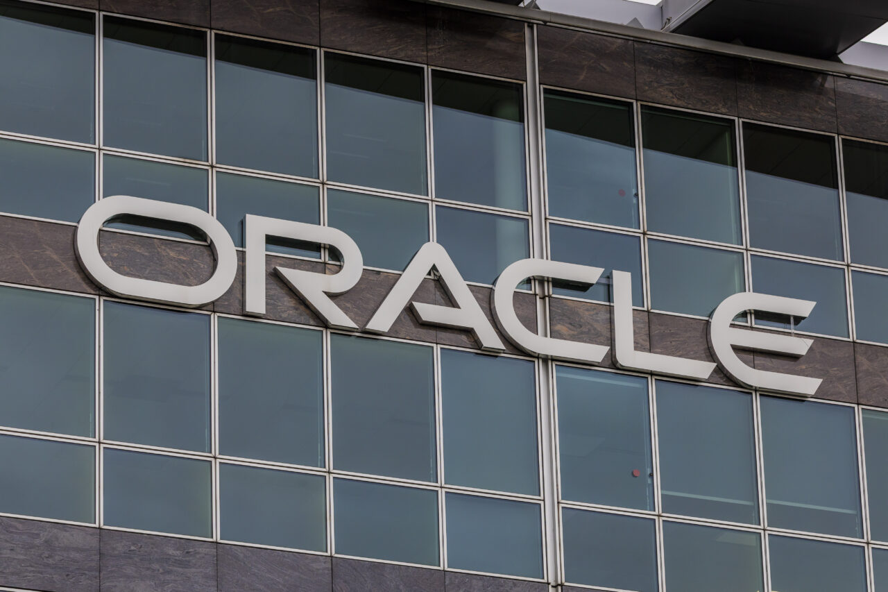 Concedieri la gigantul Oracle. Sute de persoane ar urma să fie disponibilizate