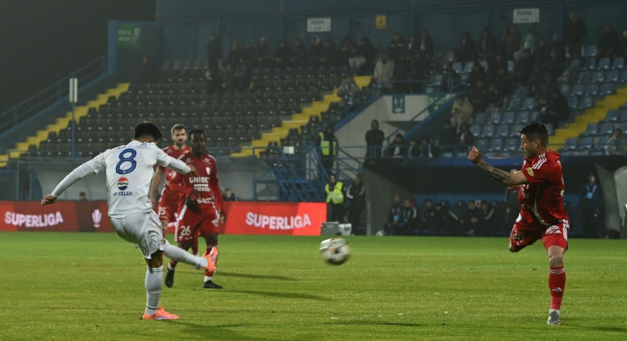 Farul a învins liderul FC Botoșani. Moldovenii încheie o serie de 13 meciuri fără înfrângere