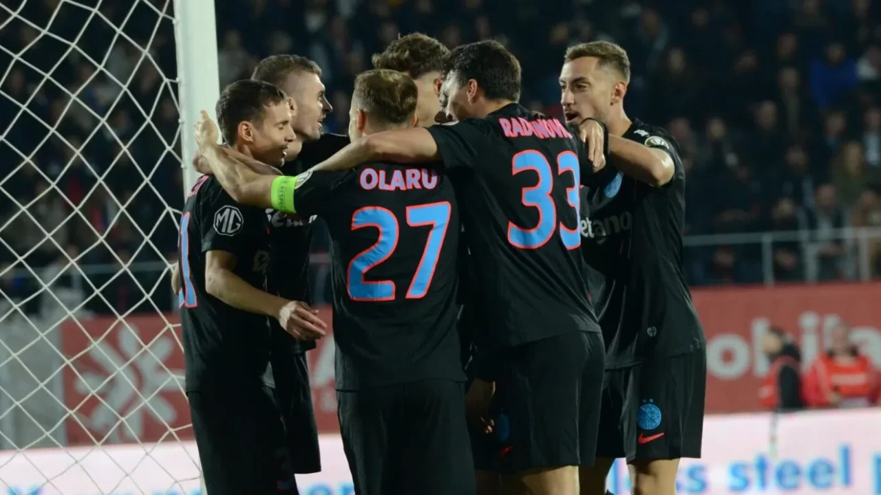 FCSB a pierdut 12 jucători dintr-un foc. Ce s-a întâmplat