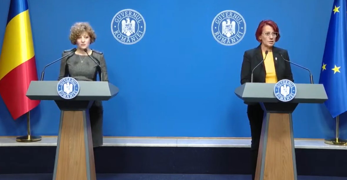 Ceea ce trebuia să fie o conferință de presă despre marea reformă a lui Bolojan s-a transformat într-un mare fiasco. Vicepremierul Oana Gheorghiu nu a reușit să răspundă la nicio întrebare. „Nu am această informație” a devenit refrenul conferinței. Dogioiu a sărit agresiv s-o „apere” pe Gheorghiu de jurnaliști
