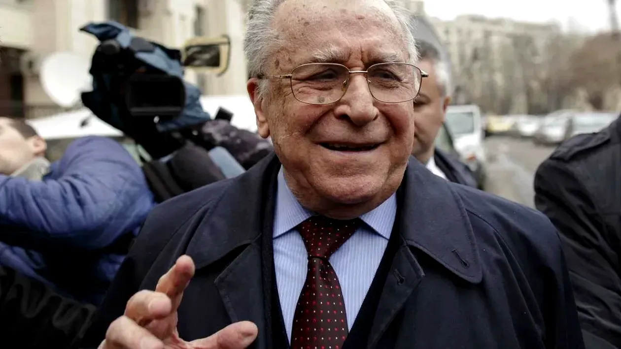 Ion Iliescu a avut un moștenitor. Cine este și unde a fost surprins acum, după perioada de doliu, fiul „de suflet” al fostului președinte