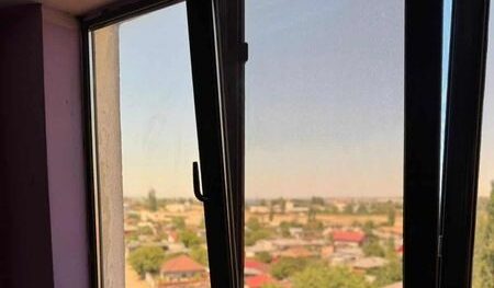 Orașul din România în care o garsonieră de 12 metri pătrați, cu „baie pe hol, dar nu la comun”, se vinde cu 10.000 de euro