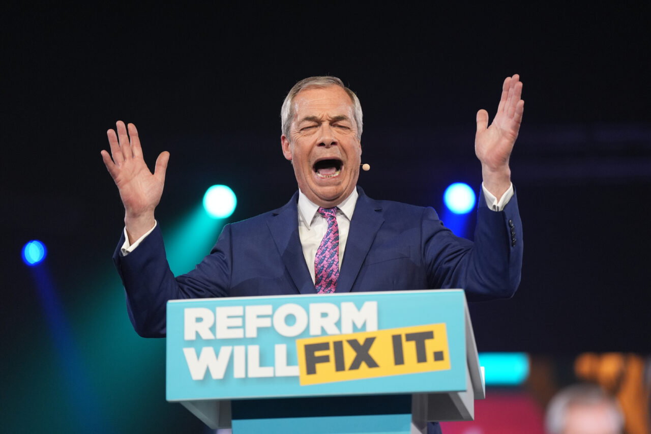 Nigel Farage preconizează organizarea alegerilor parlamentare anticipate în anul 2027 din cauza „colapsului economic” cu care se va înfrunta Anglia