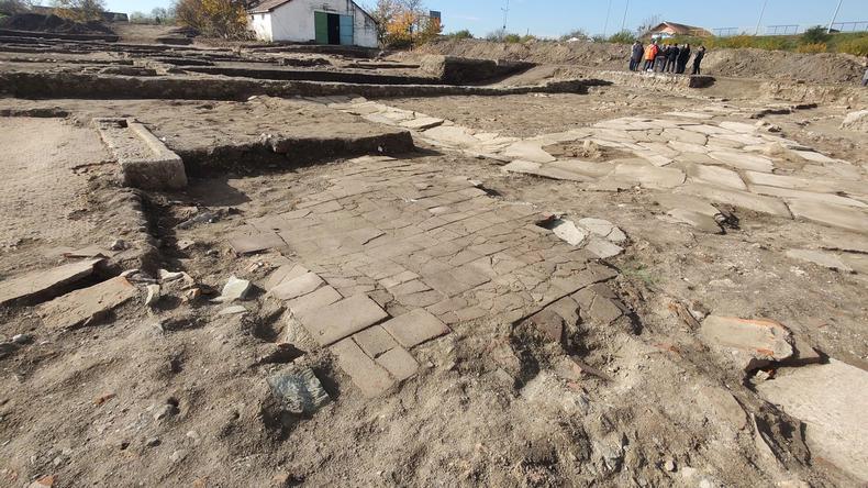 Ce oraș roman „bogat în aur” a fost descoperit la Alba Iulia. Cum arată străzile și piațetele vechi de 2.000 de ani