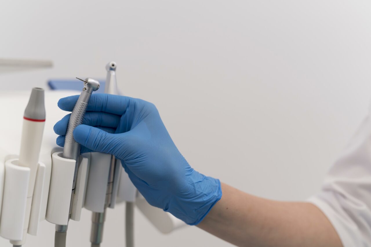 Tatăl fetiței care a murit în urma unei anestezii vine cu acuzații: „Au vrut să mușamalizeze tot”