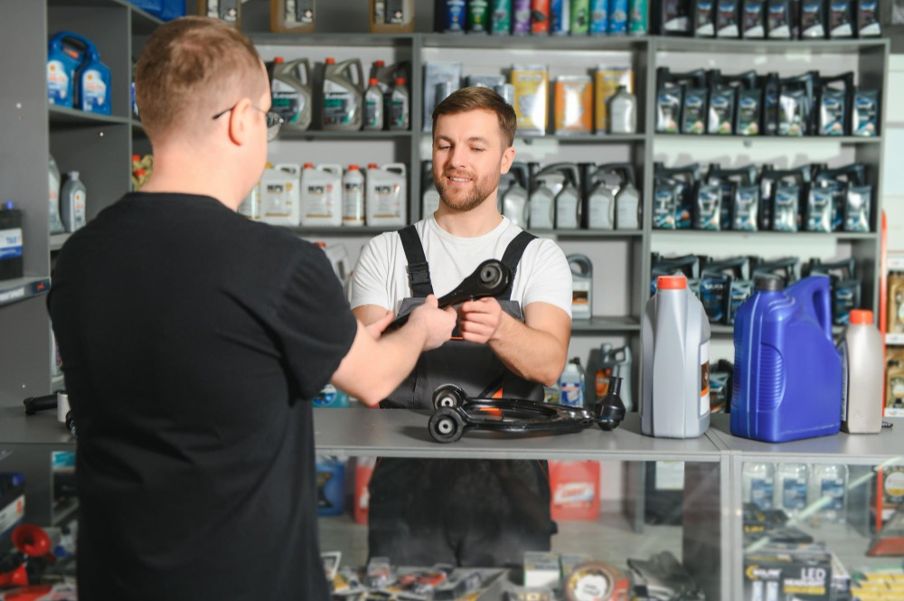 (P) Top 7 greșeli pe care le poți face atunci când alegi piesele de schimb pentru mașină